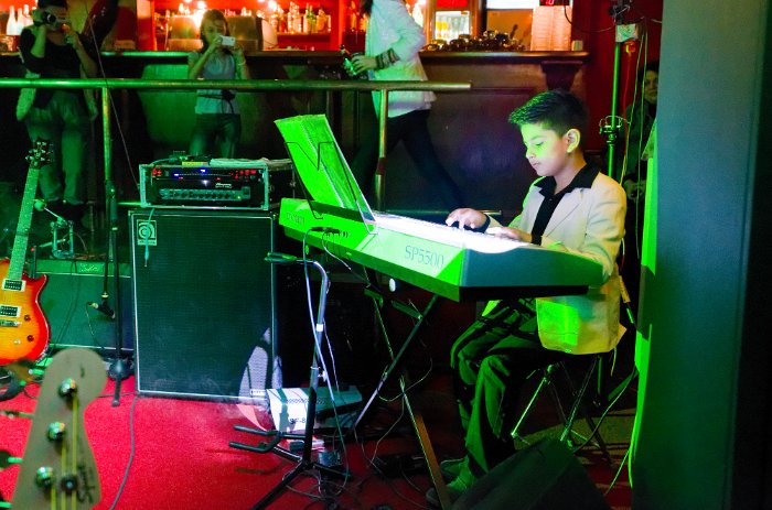 2011_12_18_AME2858.jpg - ASCII