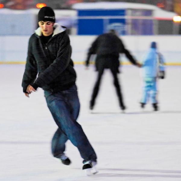 2010_01_20_AME25157.jpg - Sper că de data asta nu mi se mai înnoadă...