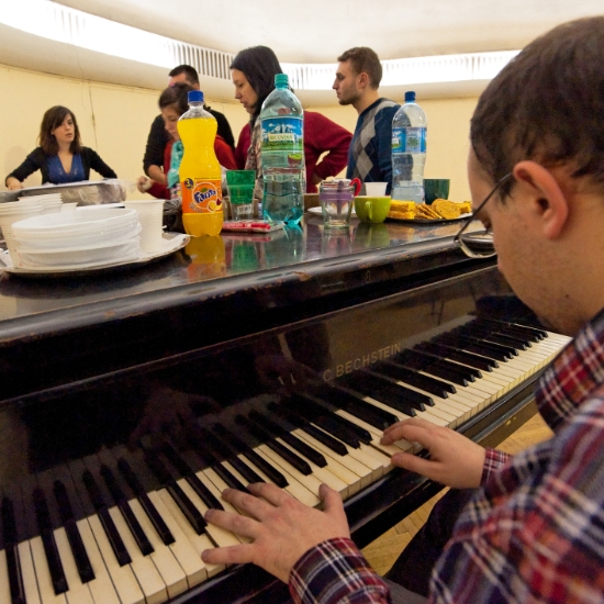 2010_02_27_AME27467.jpg - ASCII