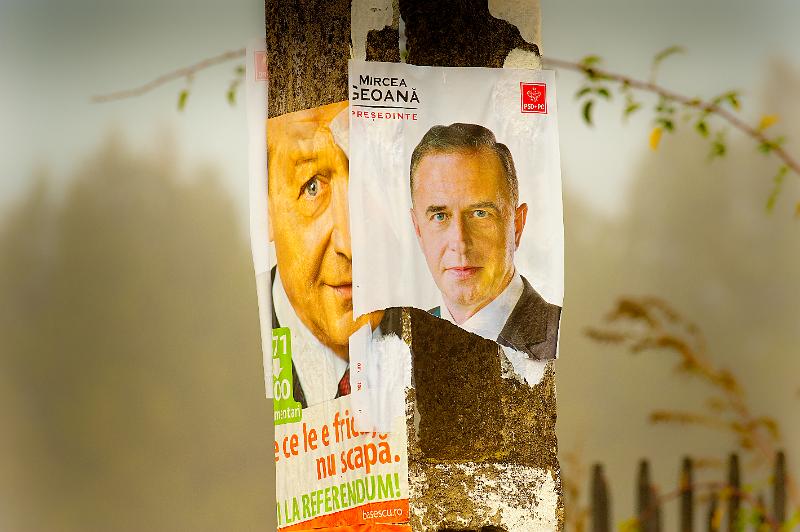 2009_11_21_AME22147.jpg - ASCII